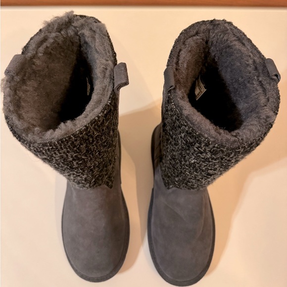 Bear paw size 7 gray suede boots - Picture 4 of 5